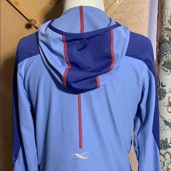 REI Half Zip Hooded Pull Over - Picture 5 of 8